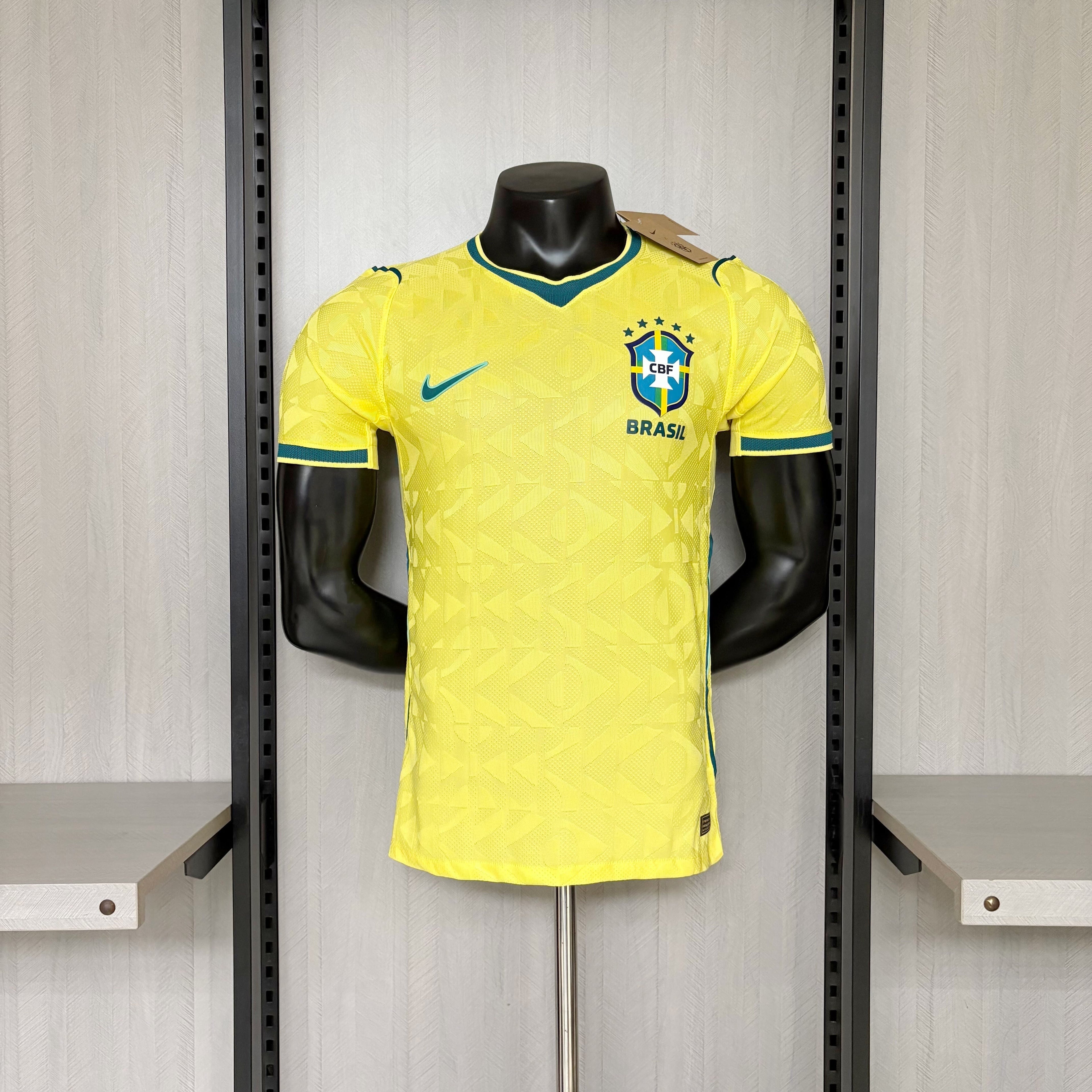 Camisa Brasil Amarela Nike I 2025/26 Jogador Masculina